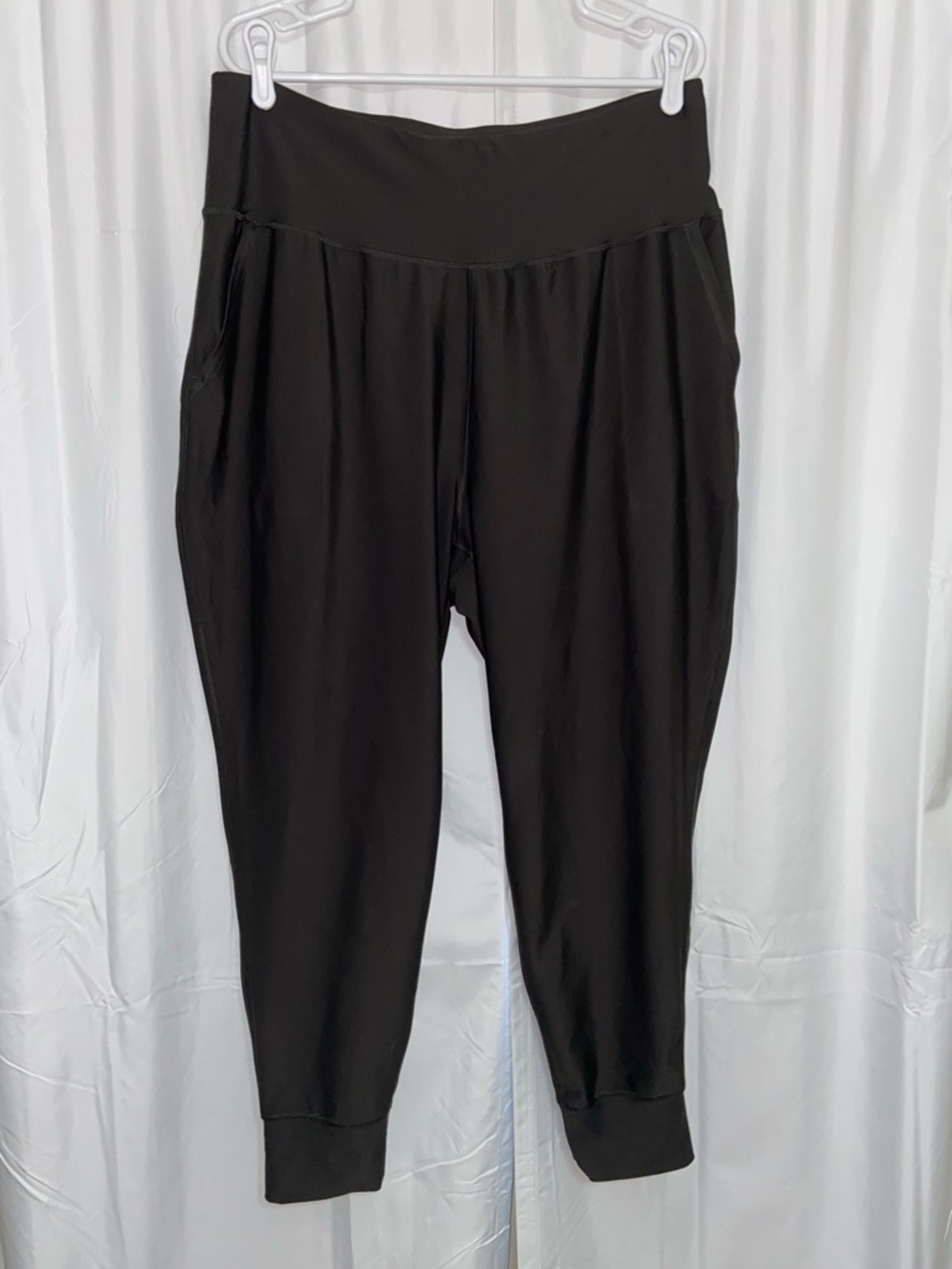 Women’s old navy power soft joggers, dark grey - Size: XXL